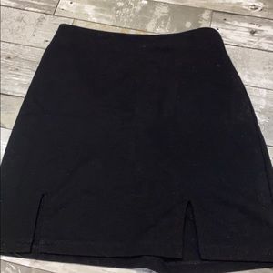 Short black skirt.
